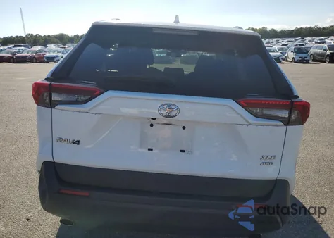 2019 Toyota Rav4 Xle from USA, damaged, VIN 2T3P1RFV7KW003835